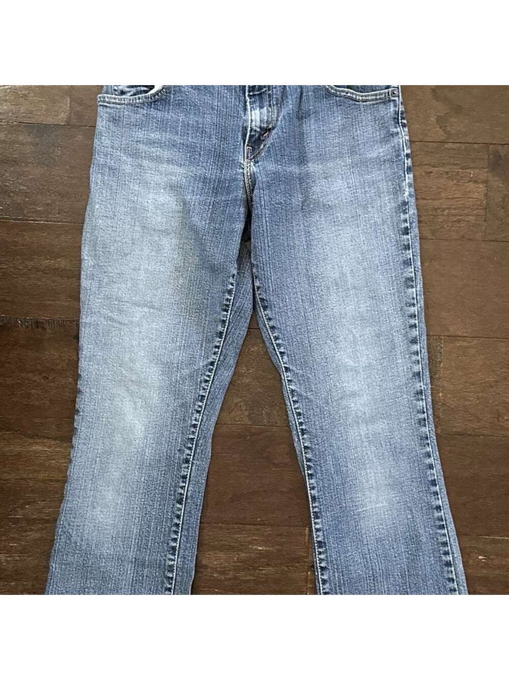 LEVIS-Vintage 550 bootcut jeans, size 6-EUC - Picture 12 of 14